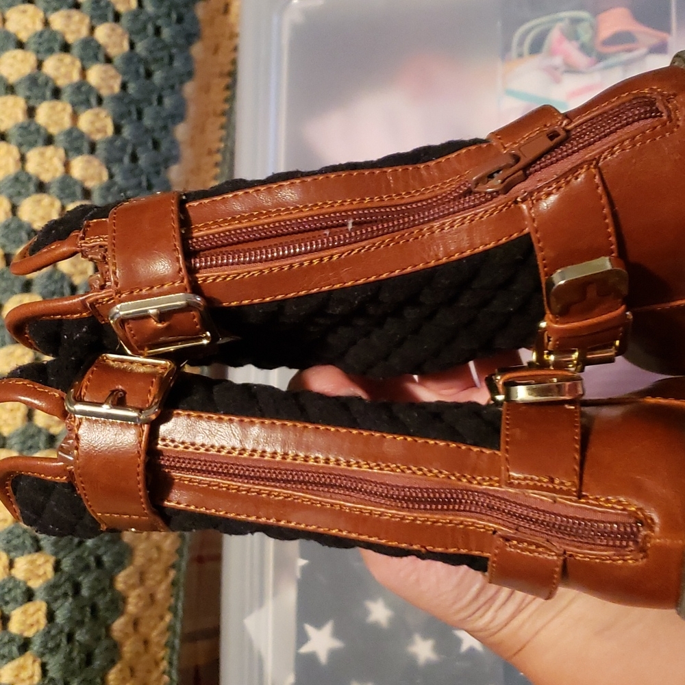 Tommy Hilfiger toddler Boots - Picture 3 of 6